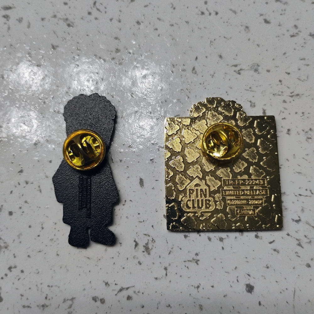 Naruto Obito Enamel Pins Collectors Edition - Picture 2 of 2